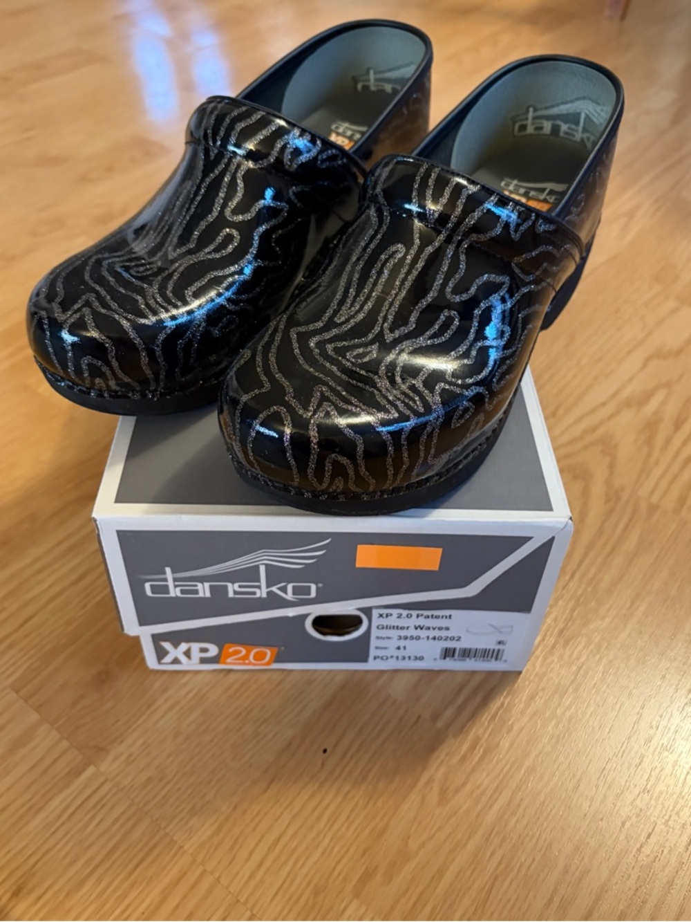 Dansko XP 2.0 Patent Glitter Waves Clogs in Black with Silver size 41